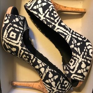 Christian Siriano Kate Platform Pump